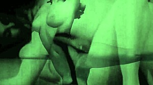בידור Dark Lantern מציג את פרק שלוש מההרפתקה של גבר בריטי שעושה סקס עם פטמה שעורה
